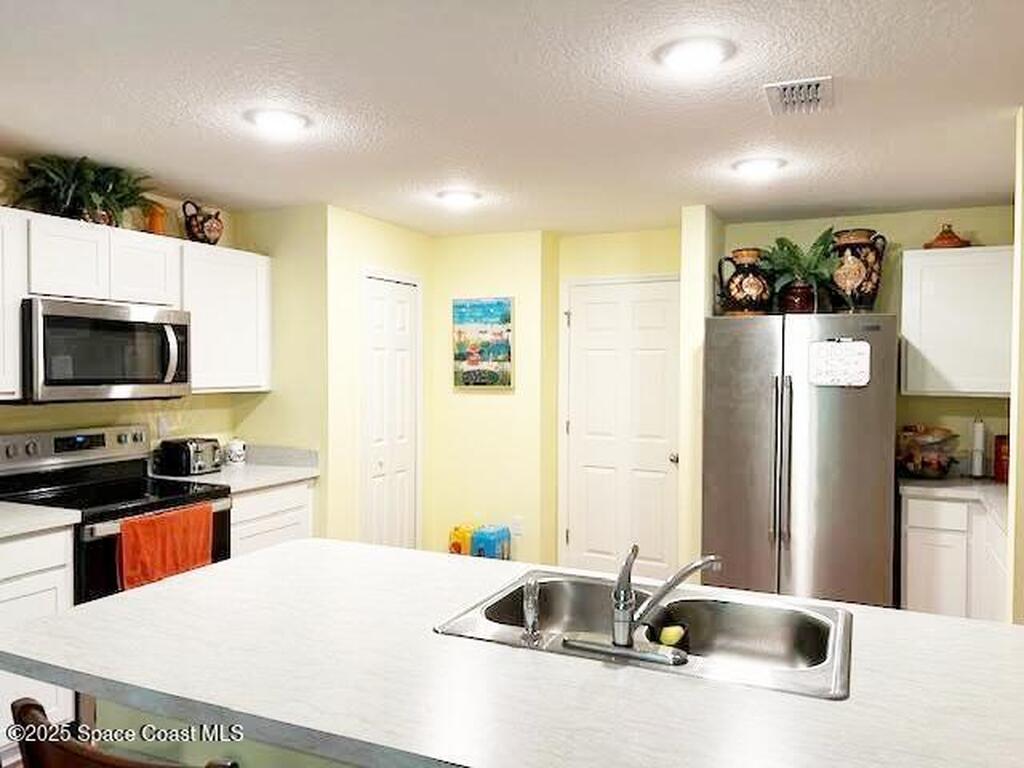 1119 Blossom Drive, Sebastian, FL 32958