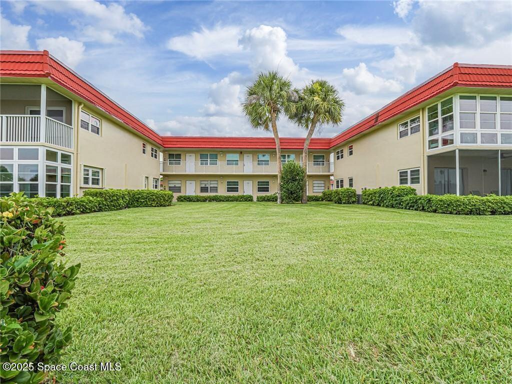 97 Springlake Drive, Vero Beach, FL 32962