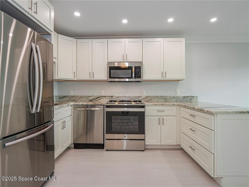 97 Springlake Drive, Vero Beach, FL 32962