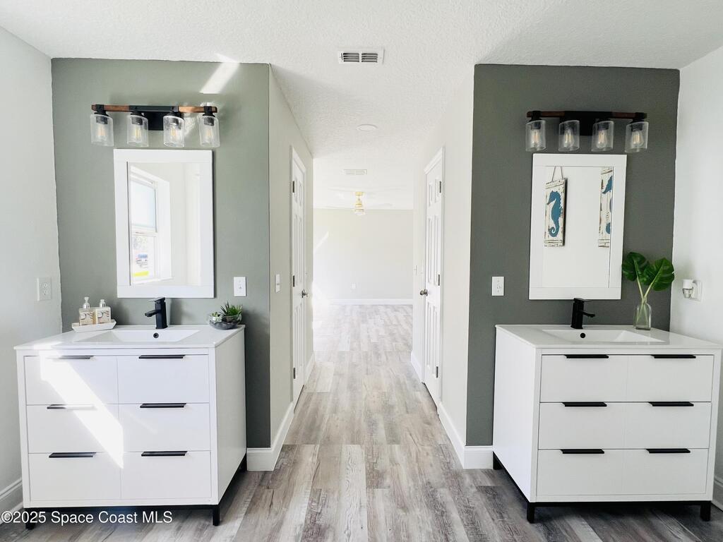 1271 Rabbit Street, Palm Bay, FL 32909