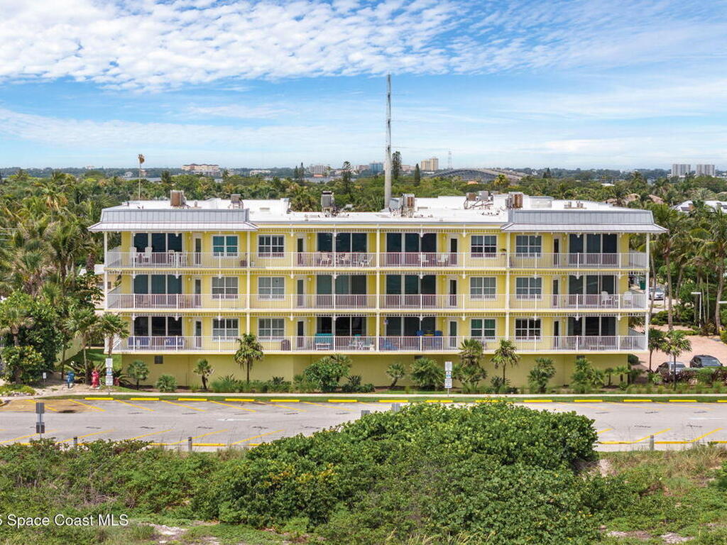 505 S Miramar Avenue, Indialantic, FL 32903