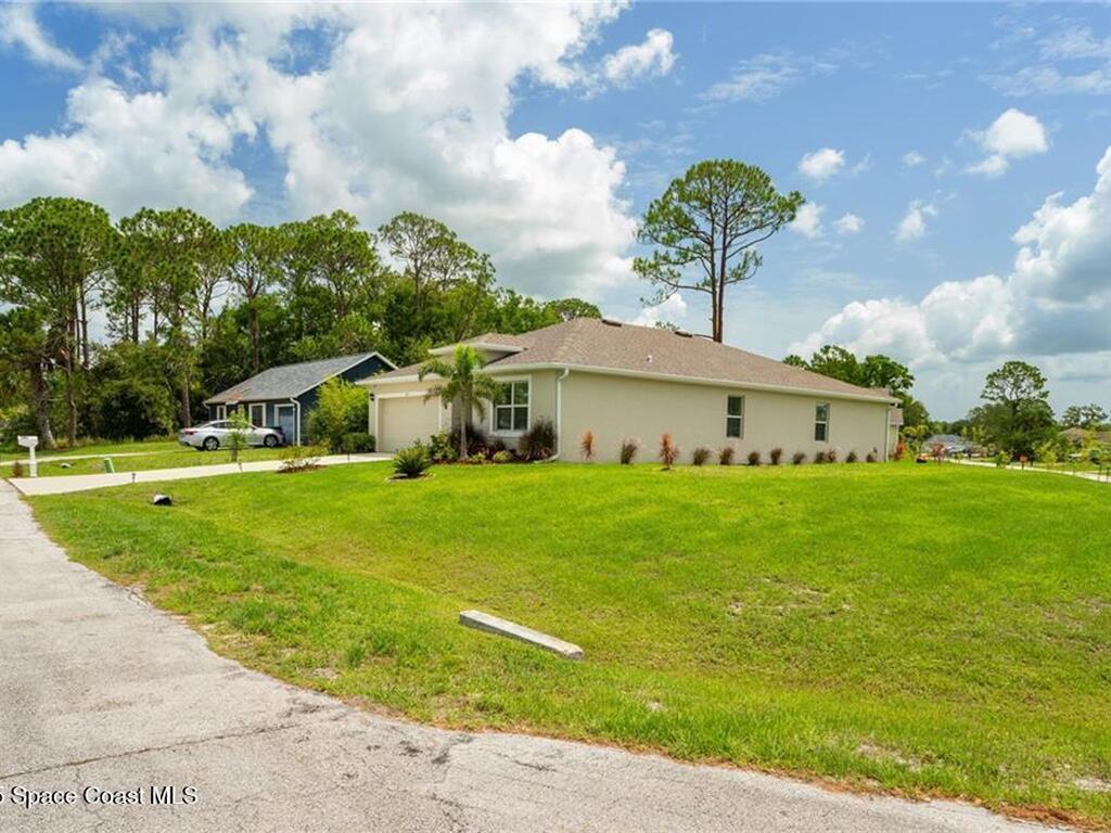 1093 Wabash Road, Palm Bay, FL 32909