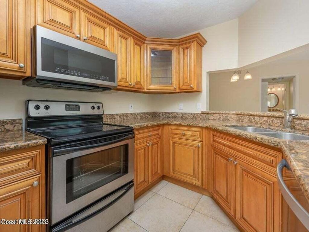 7667 N Wickham Road, Suntree, FL 32940