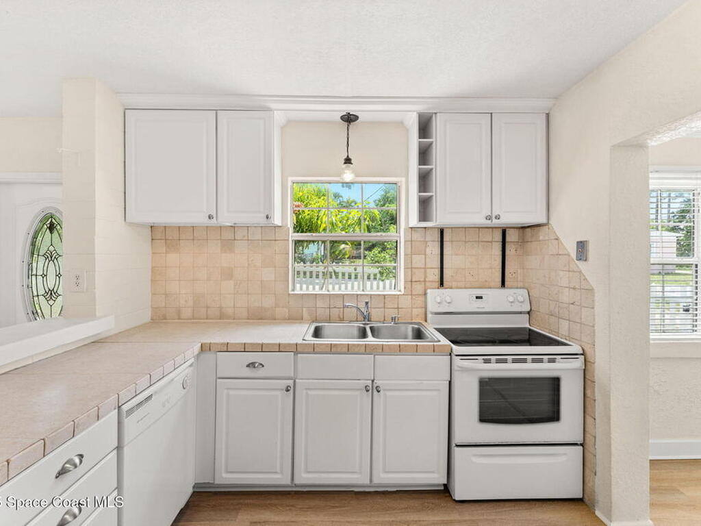 1254 Lynne Drive, Merritt Island, FL 32952