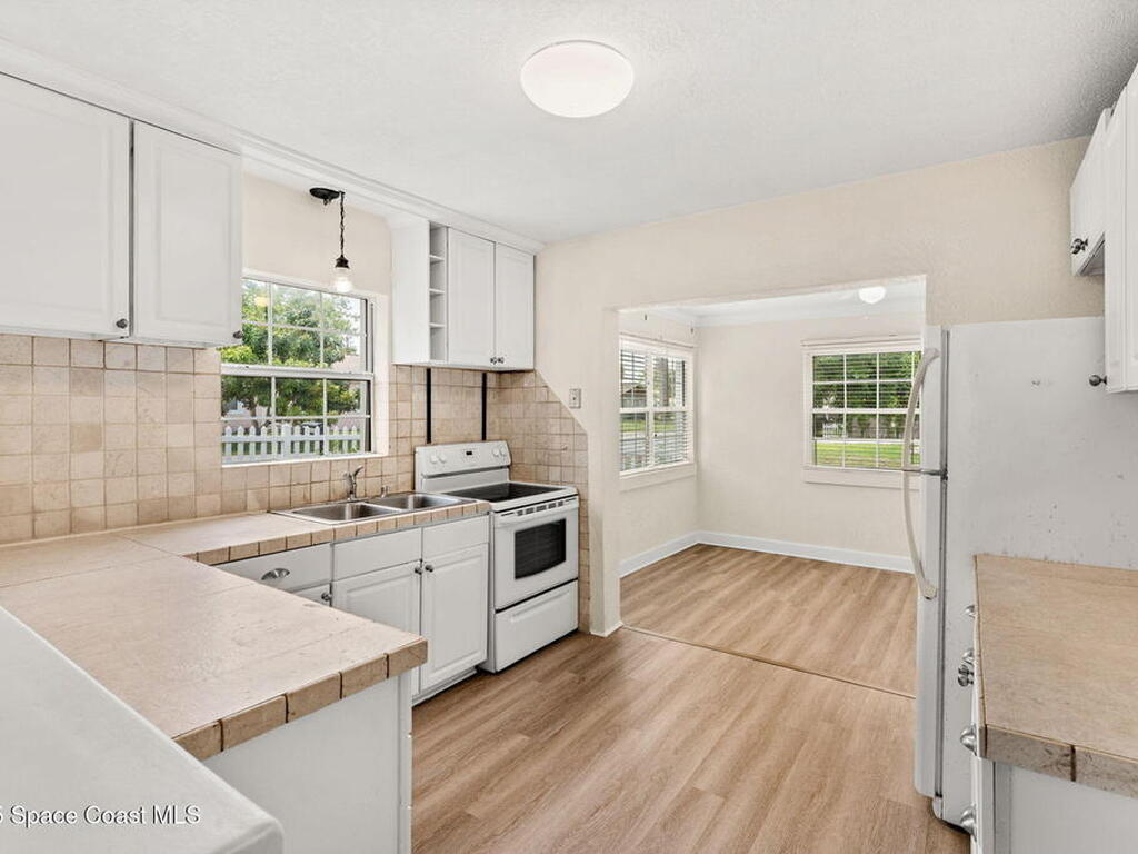 1254 Lynne Drive, Merritt Island, FL 32952