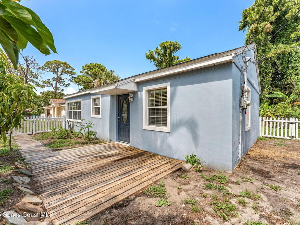 1254 Lynne Drive, Merritt Island, FL 32952