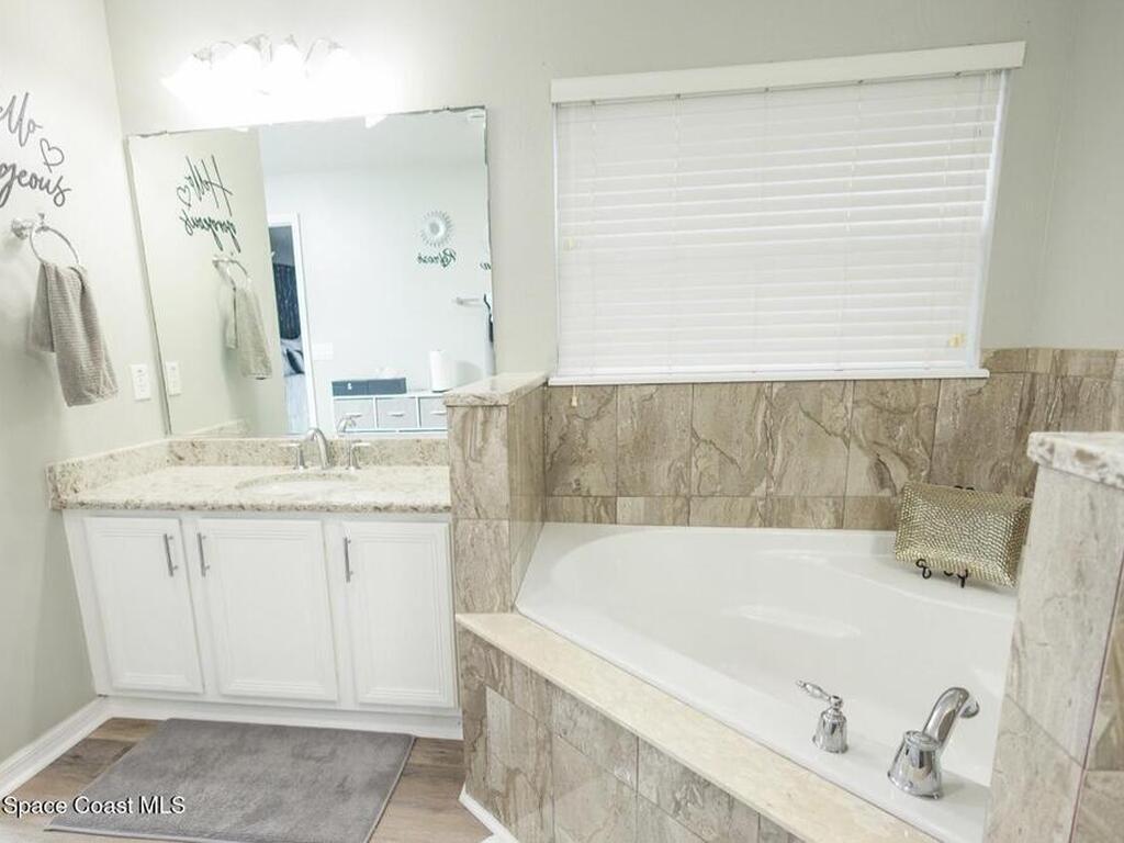 4126 Fitzroy Reef Drive, Mims, FL 32754