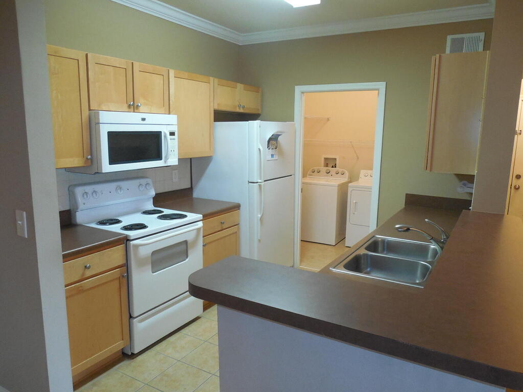 6460 Borasco Drive, Melbourne, FL 32940