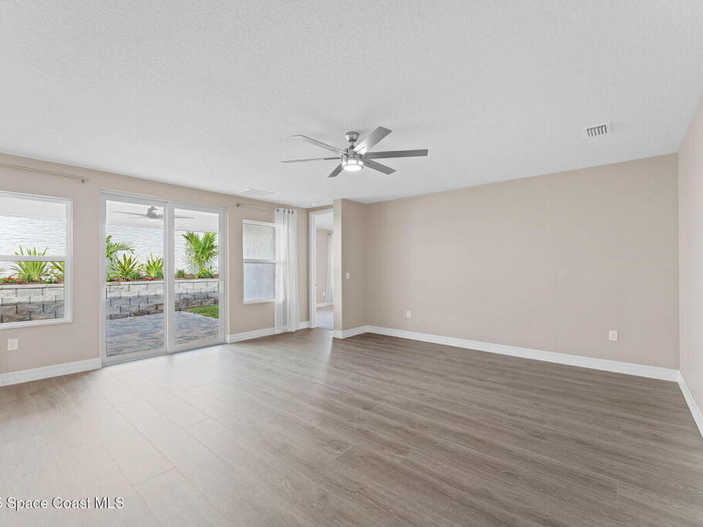 215 First Light Circle, Cocoa, FL 32922