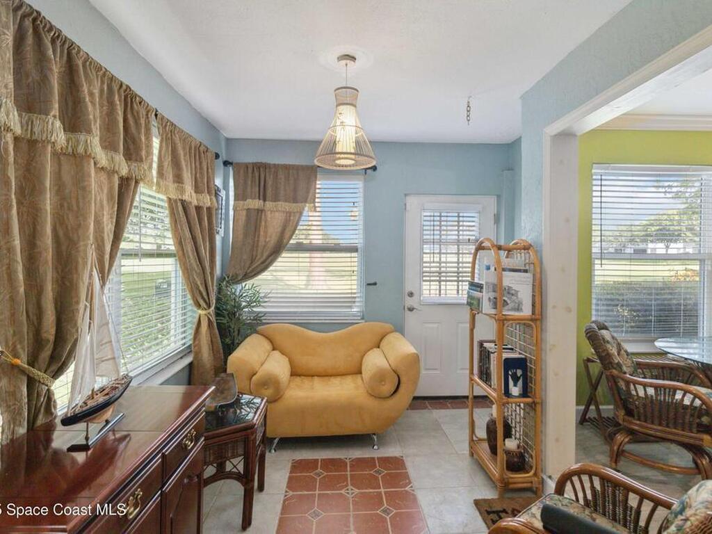2524 Albion Avenue, Orlando, FL 32833