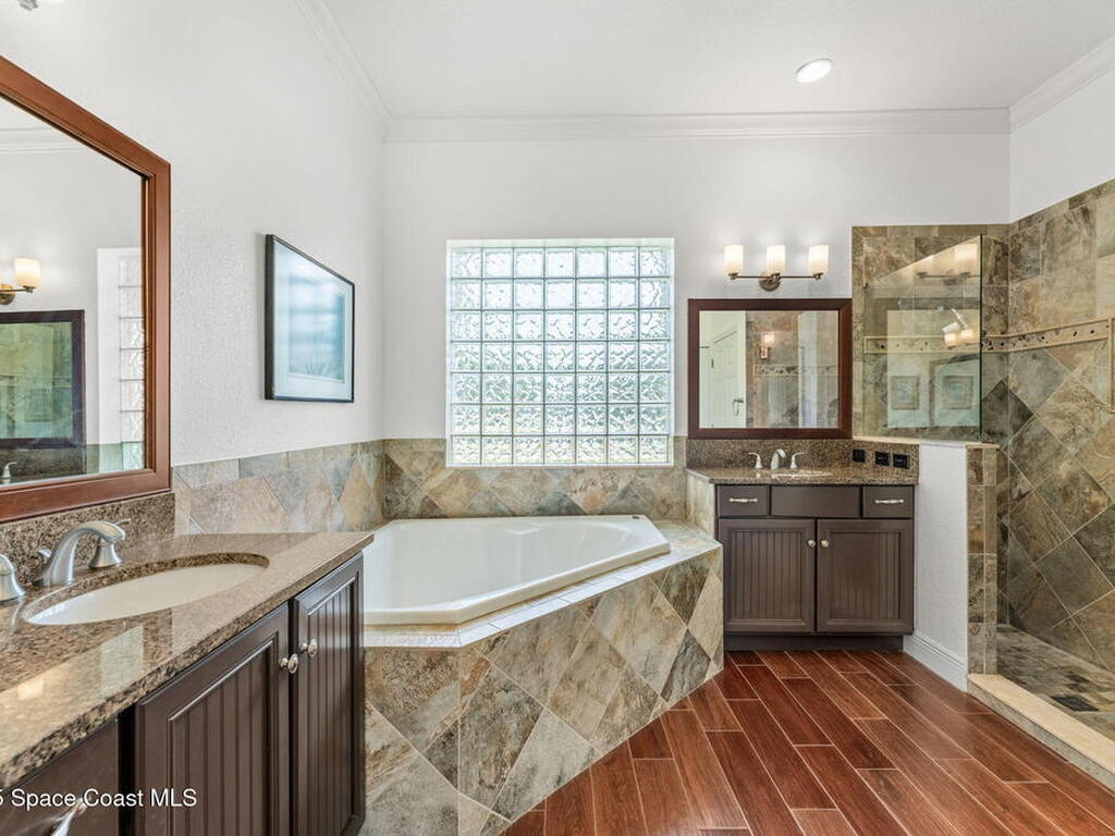 4678 Alamanda Drive, Melbourne, FL 32940