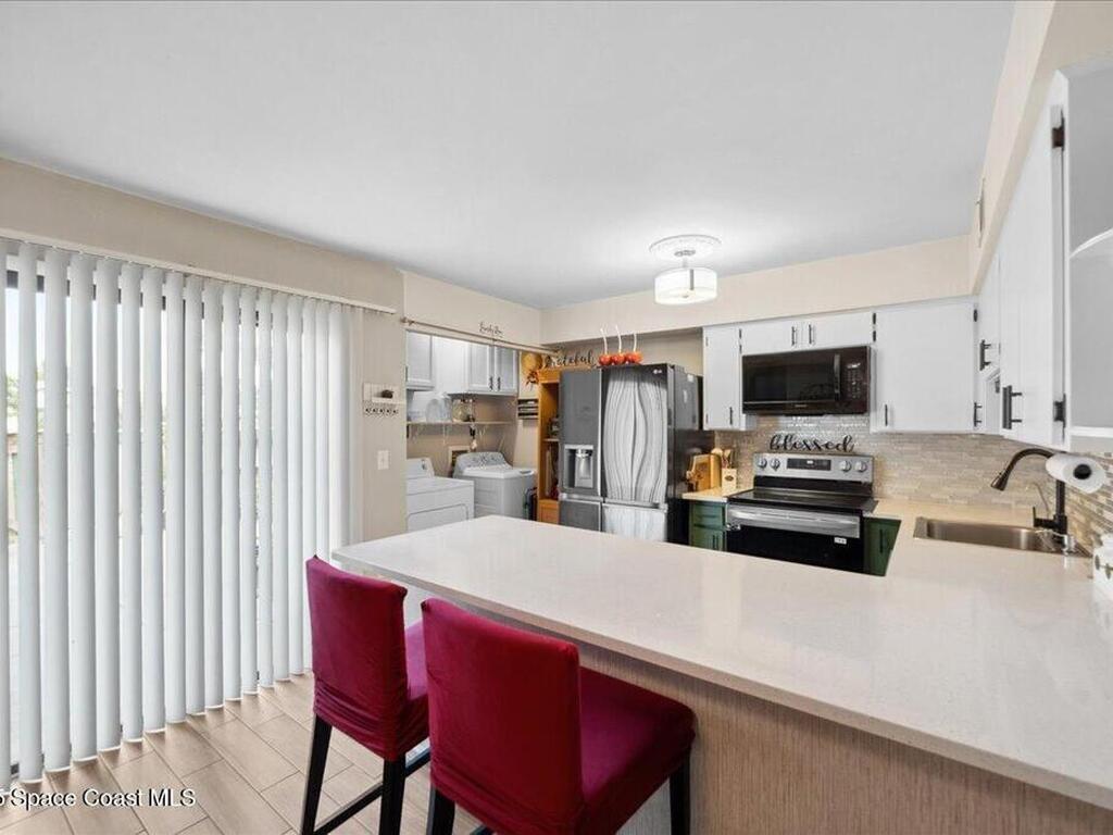 1020 Abada Court, Palm Bay, FL 32905