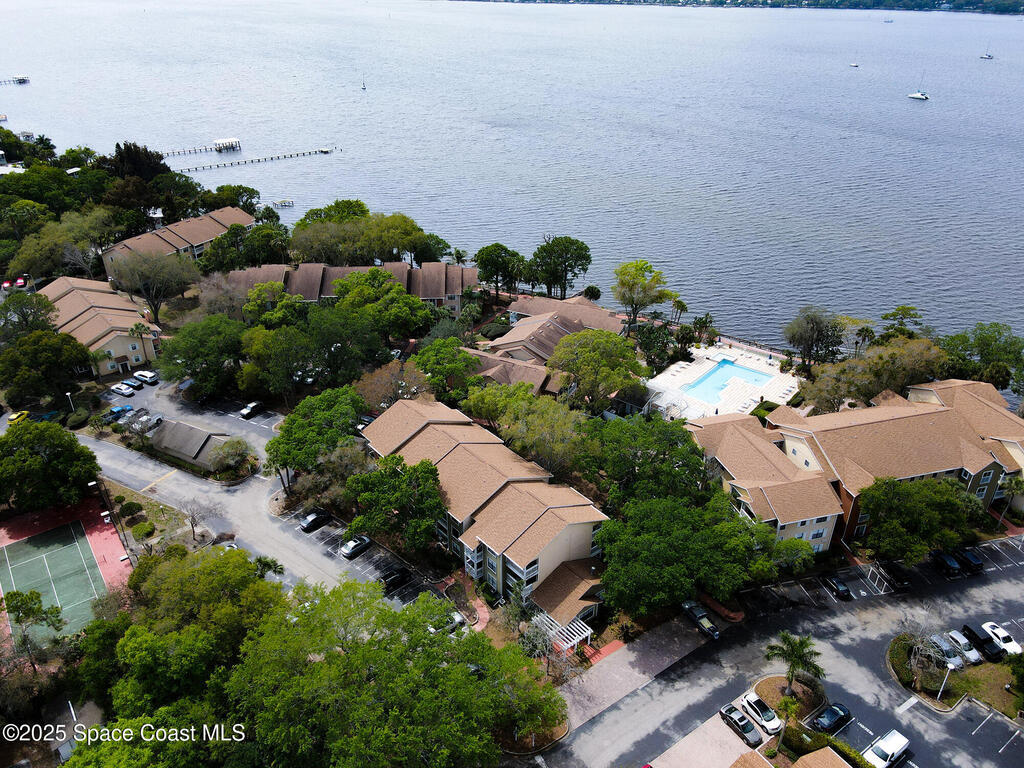 225 S Tropical Trail, Merritt Island, FL 32952