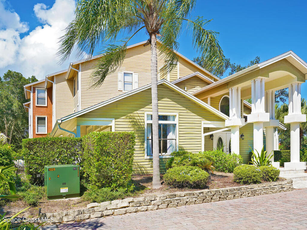 225 S Tropical Trail, Merritt Island, FL 32952