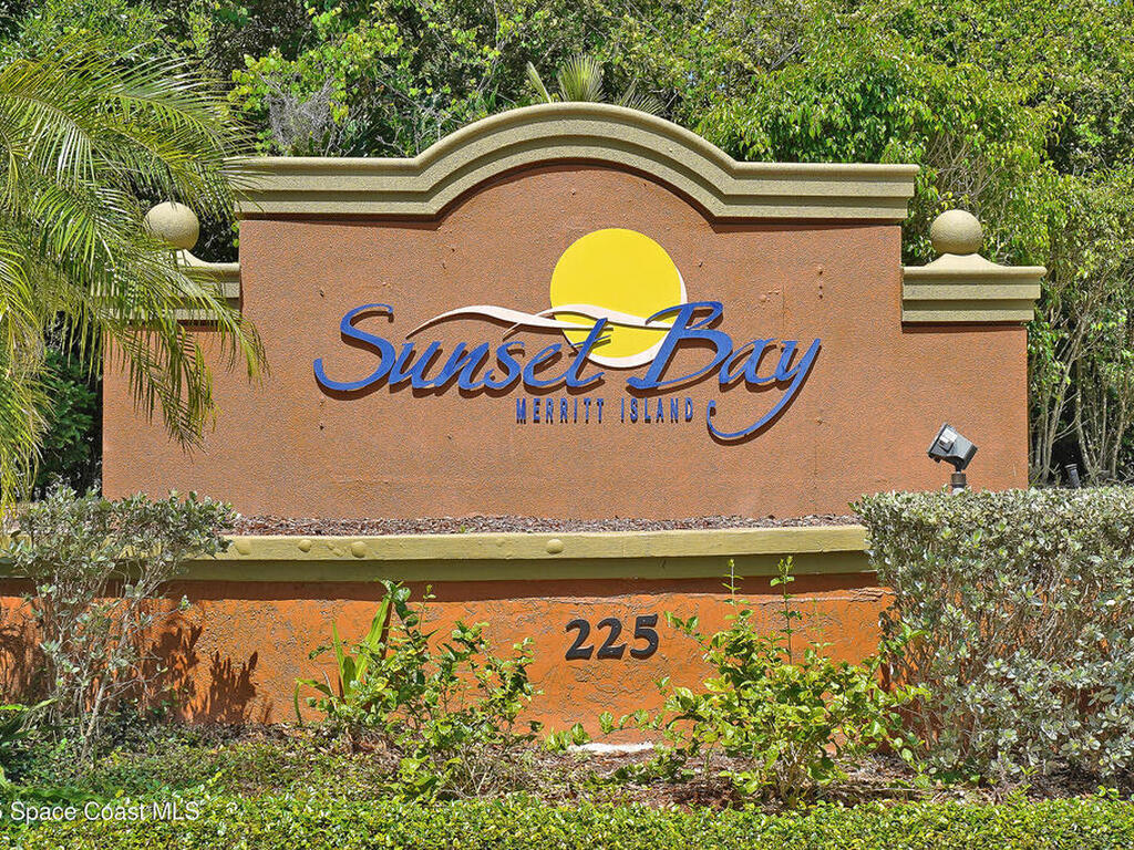 225 S Tropical Trail, Merritt Island, FL 32952