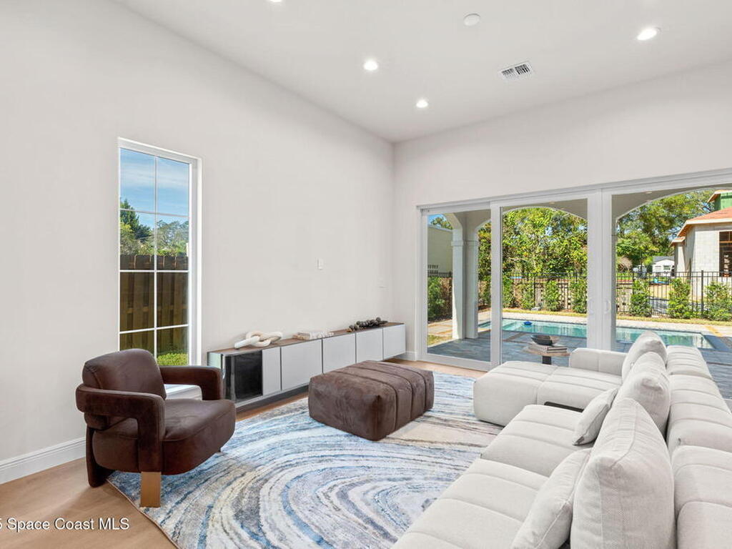 1473 Berkshire Avenue, Winter Park, FL 32789