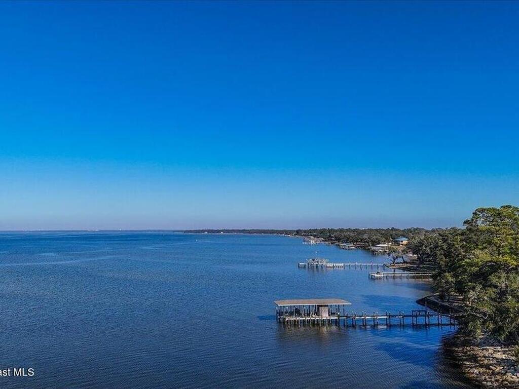 449 S Garcon Point Road, Milton, FL 32583