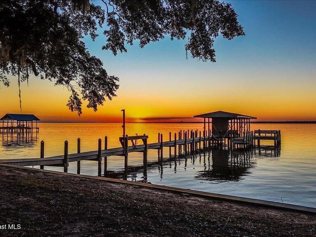 449 S Garcon Point Road, Milton, FL 32583