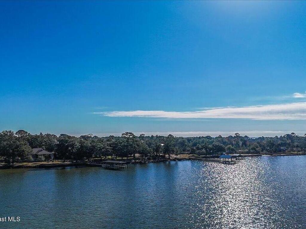 449 S Garcon Point Road, Milton, FL 32583