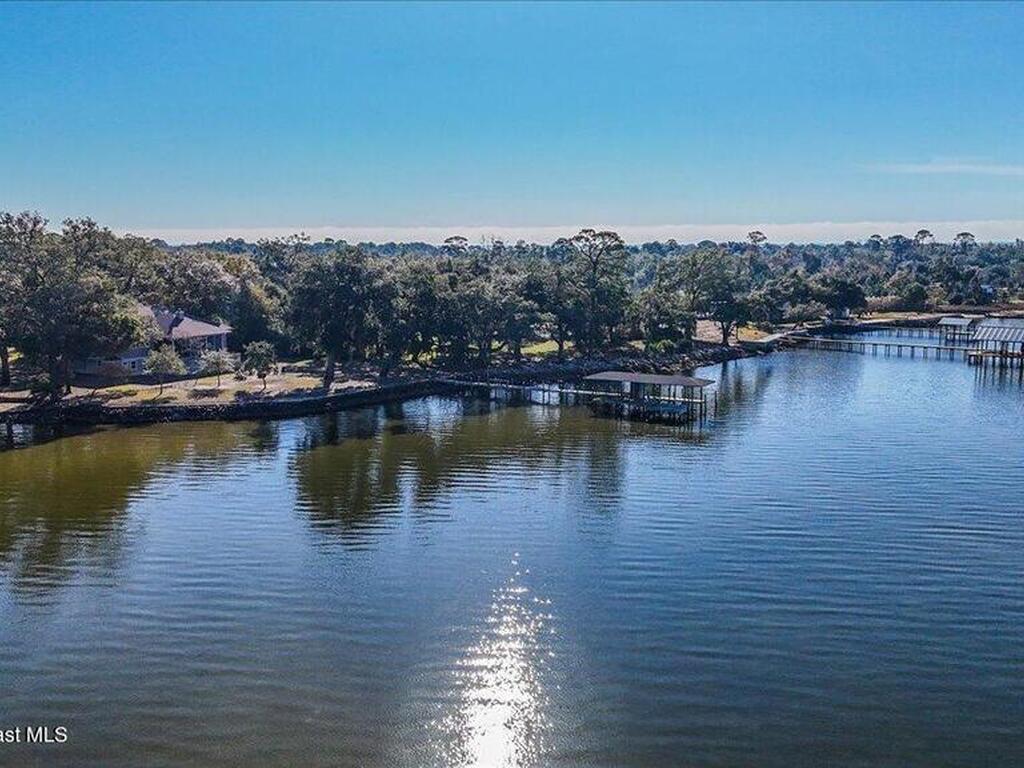 449 S Garcon Point Road, Milton, FL 32583