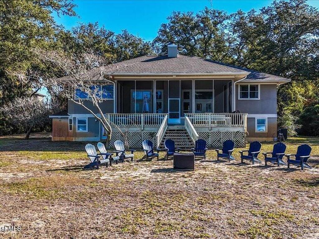 449 S Garcon Point Road, Milton, FL 32583