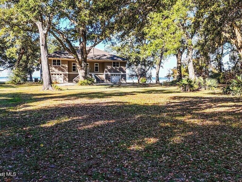 449 S Garcon Point Road, Milton, FL 32583