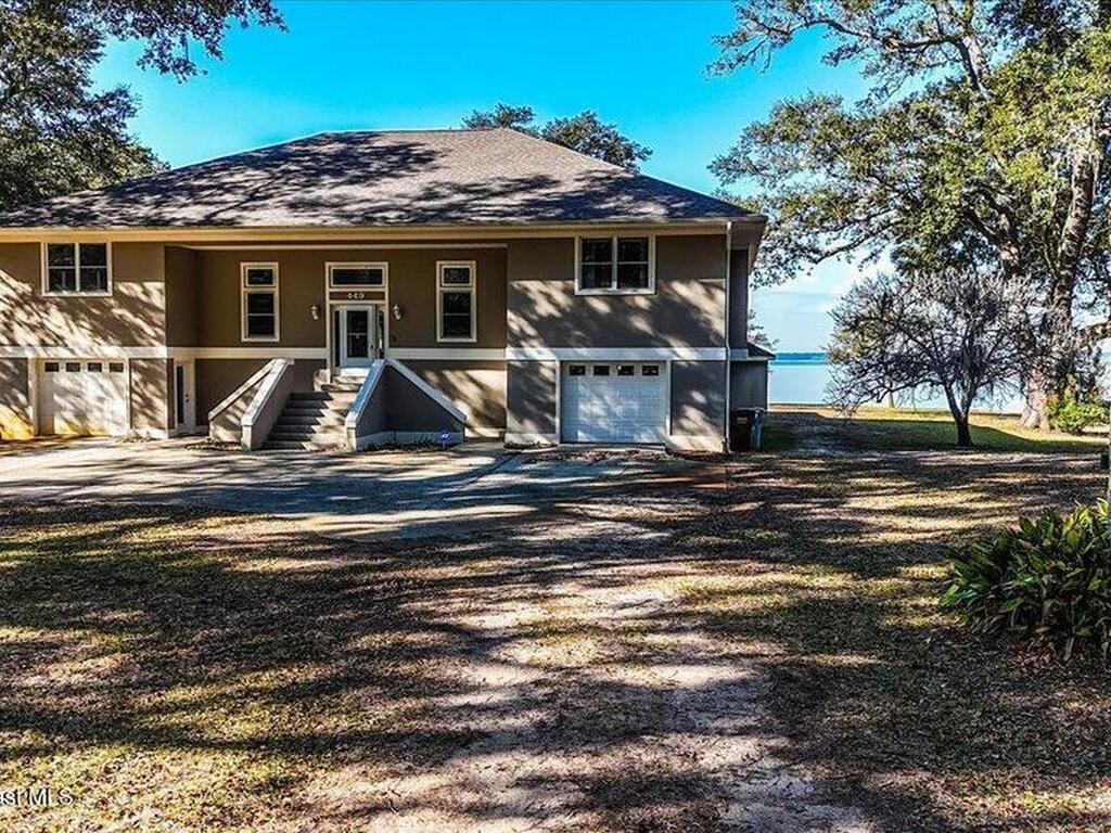 449 S Garcon Point Road, Milton, FL 32583