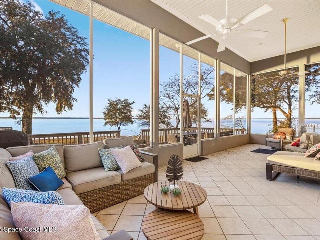 449 S Garcon Point Road, Milton, FL 32583