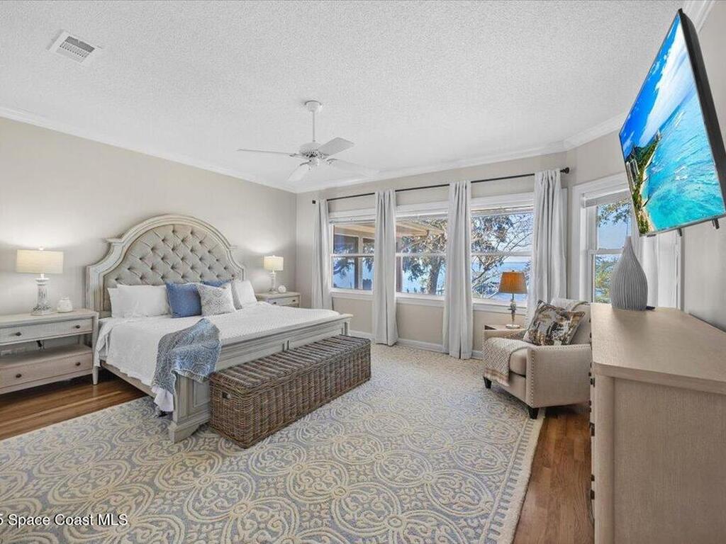 449 S Garcon Point Road, Milton, FL 32583