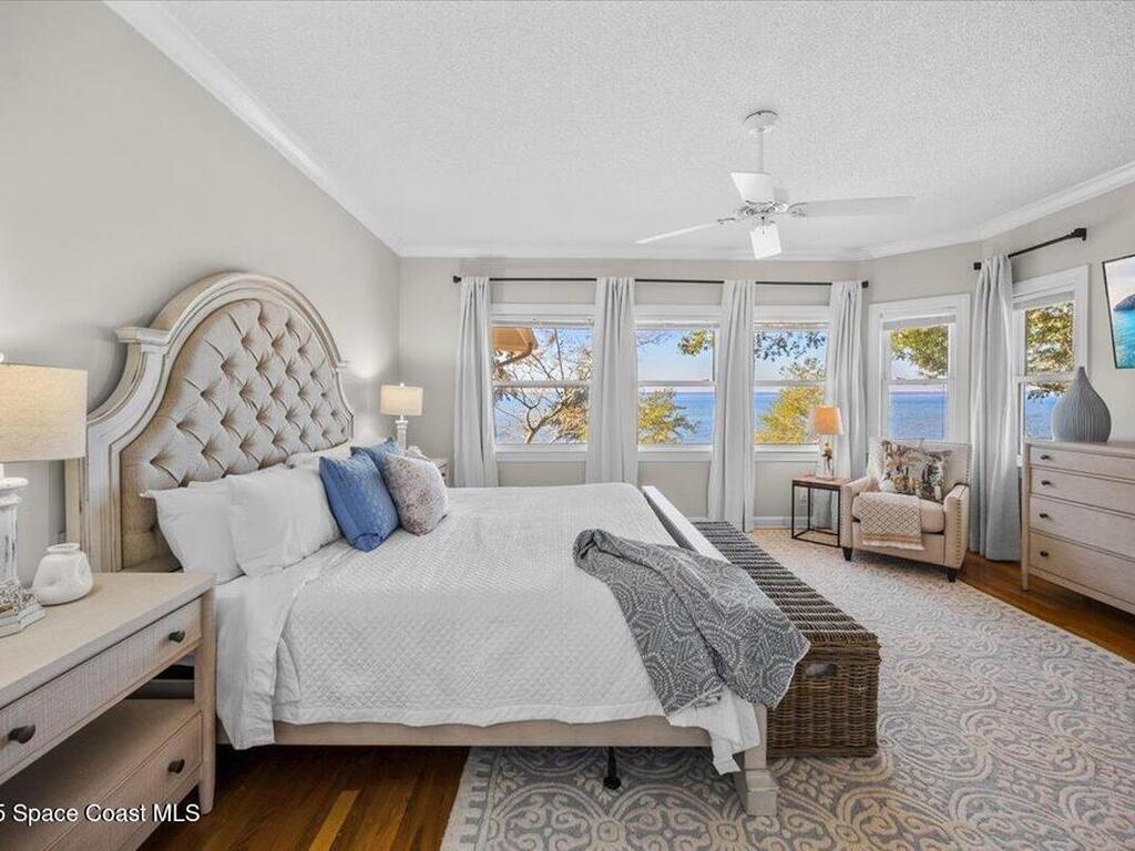 449 S Garcon Point Road, Milton, FL 32583