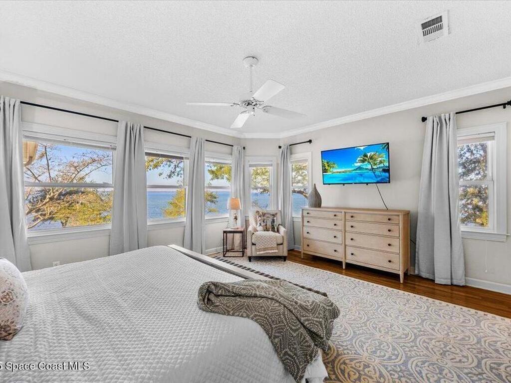 449 S Garcon Point Road, Milton, FL 32583