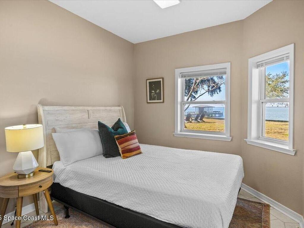 449 S Garcon Point Road, Milton, FL 32583