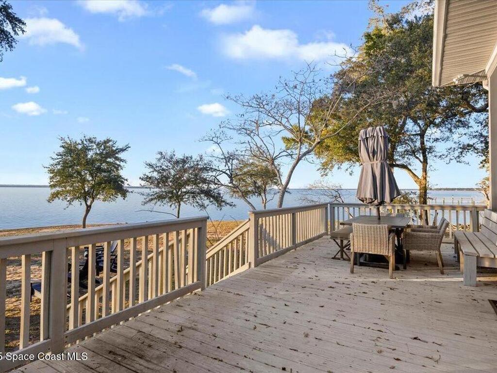 449 S Garcon Point Road, Milton, FL 32583