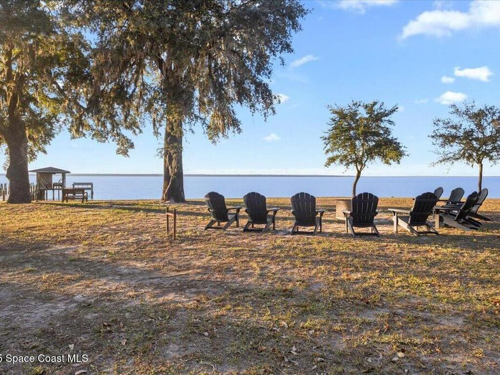 449 S Garcon Point Road, Milton, FL 32583