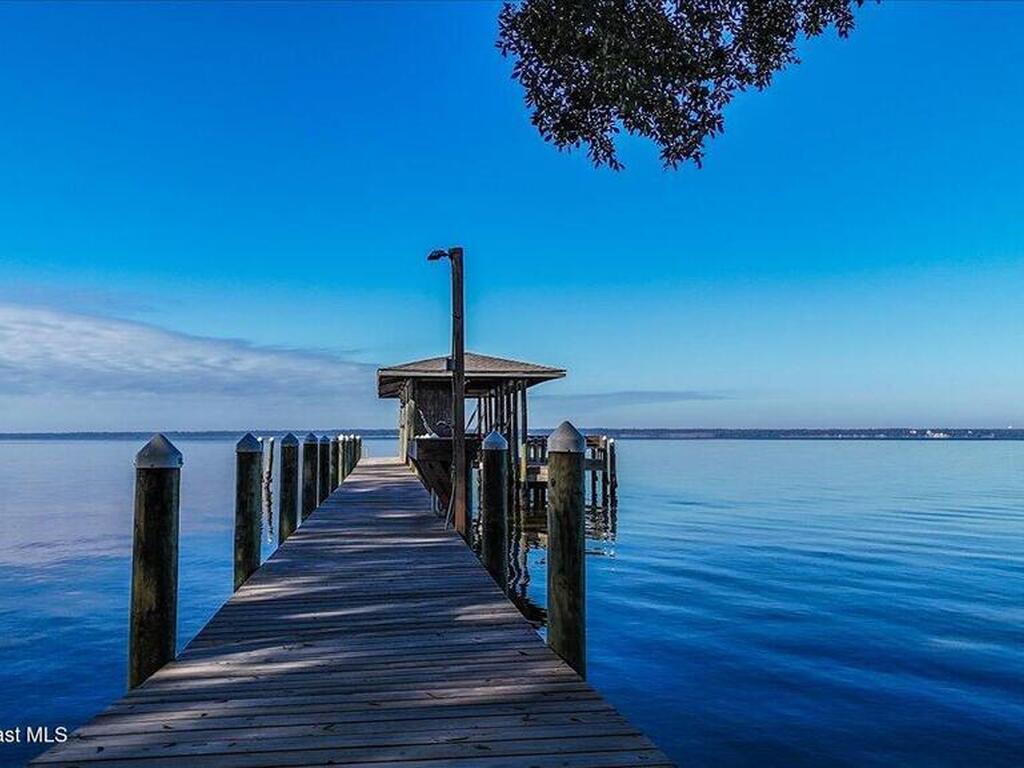 449 S Garcon Point Road, Milton, FL 32583