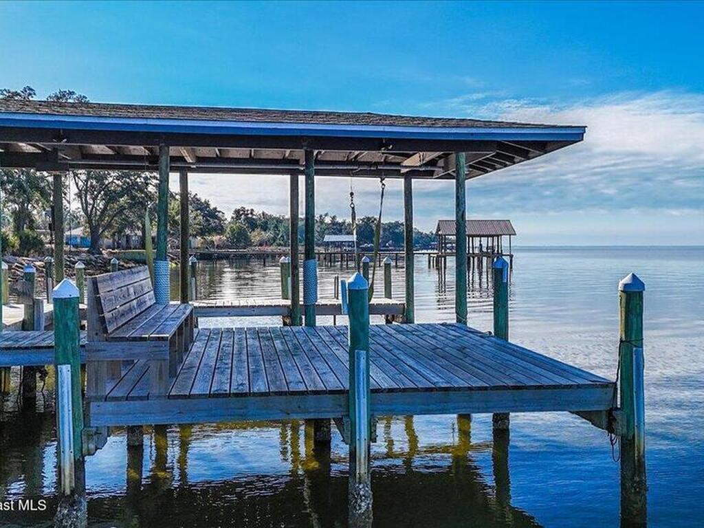 449 S Garcon Point Road, Milton, FL 32583