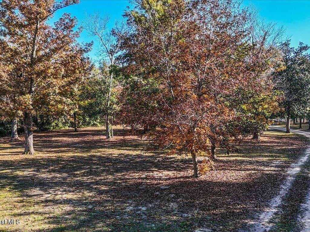 449 S Garcon Point Road, Milton, FL 32583