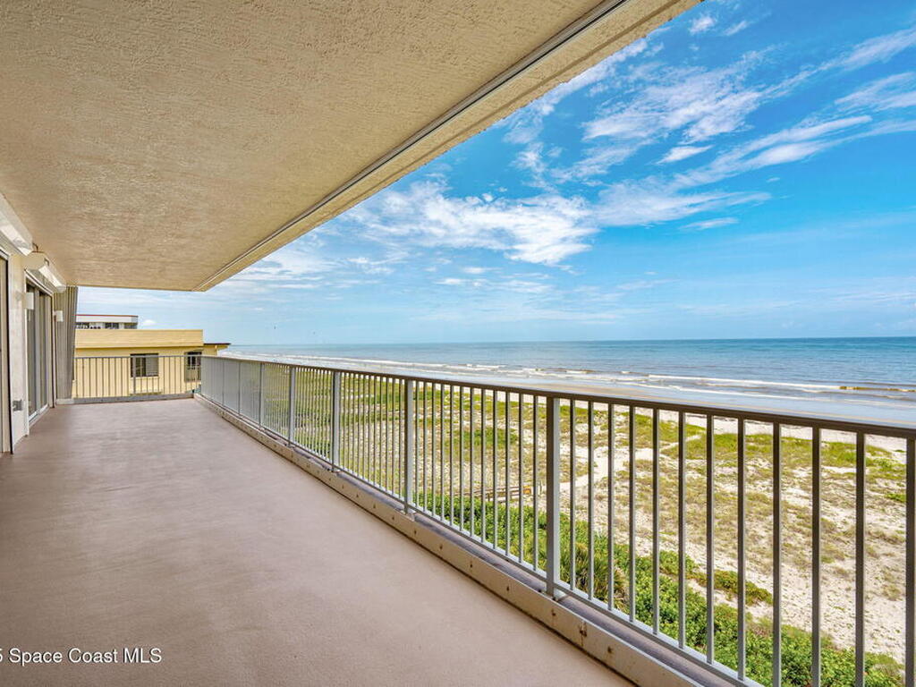 225 N Atlantic Avenue, Cocoa Beach, FL 32931