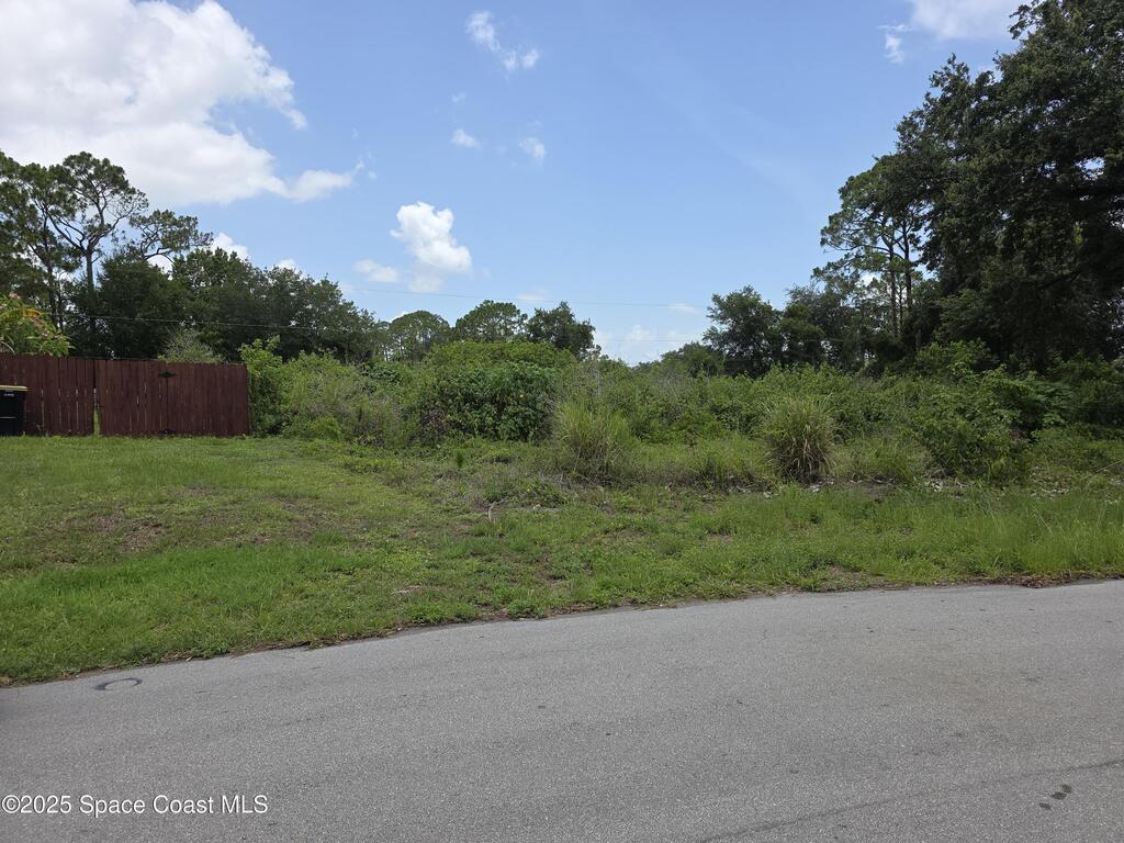 650 Waycross Road, Palm Bay, FL 32908