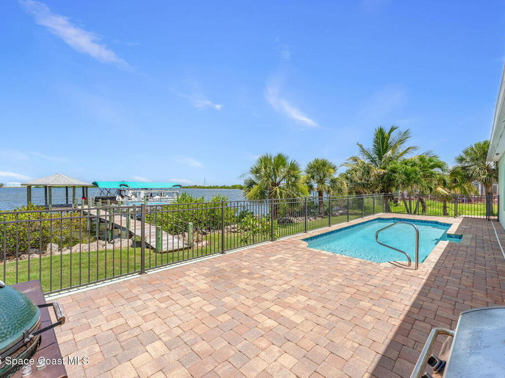 210 Milford Point Drive, Merritt Island, FL 32952