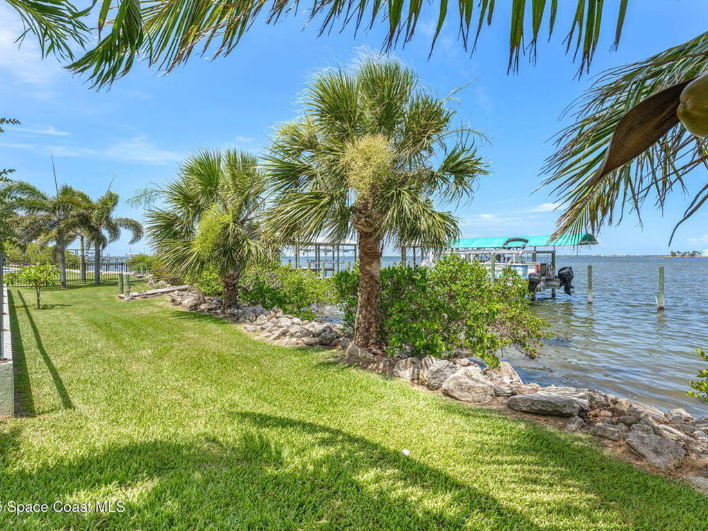 210 Milford Point Drive, Merritt Island, FL 32952