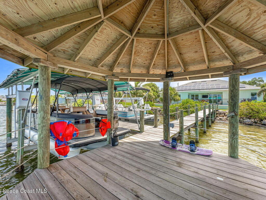 210 Milford Point Drive, Merritt Island, FL 32952