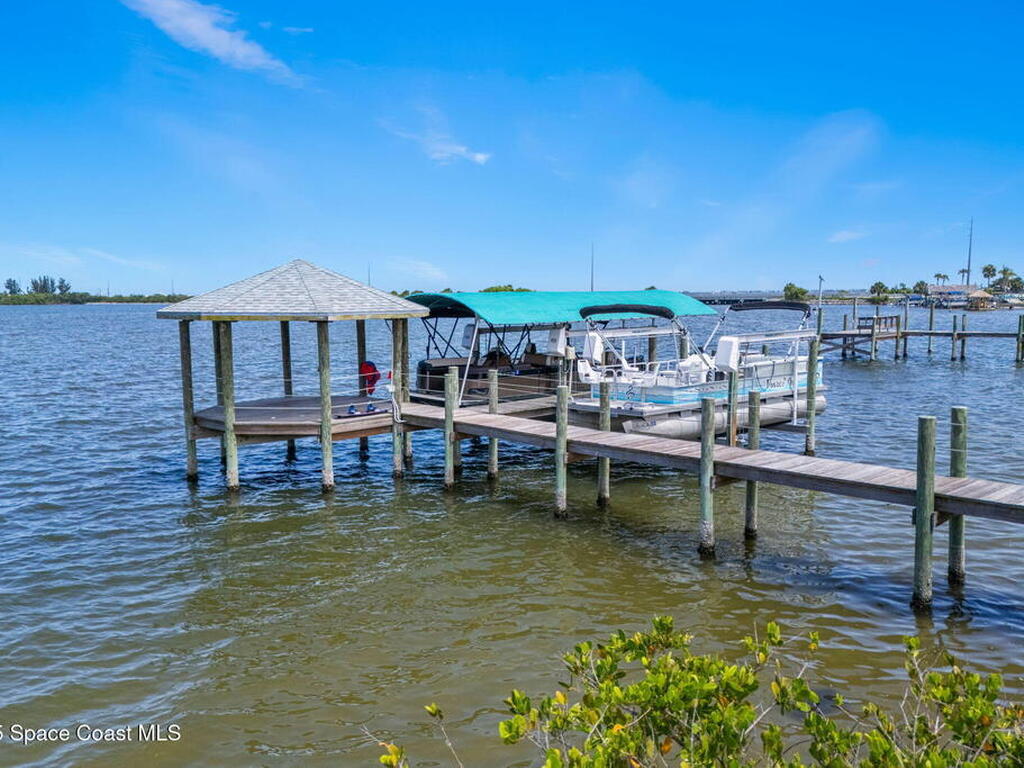 210 Milford Point Drive, Merritt Island, FL 32952