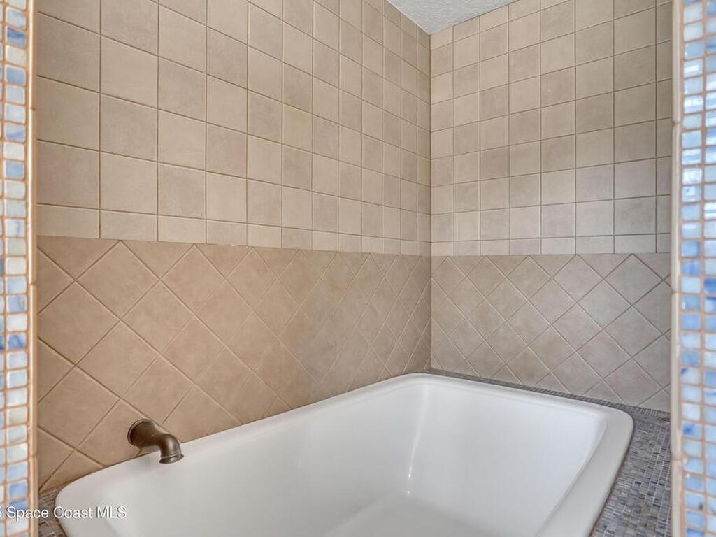 2479 Long Sandy Circle, Merritt Island, FL 32952