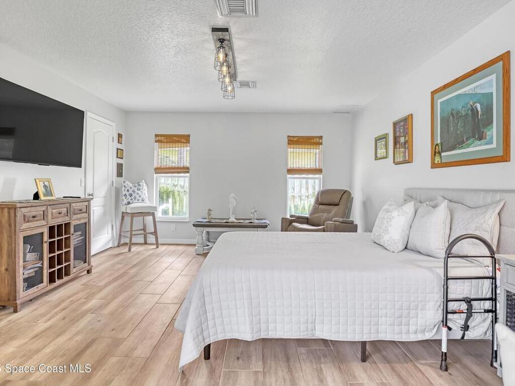 2479 Long Sandy Circle, Merritt Island, FL 32952