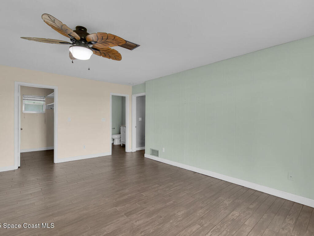 203 Parkwood Lane, Edgewater, FL 32132