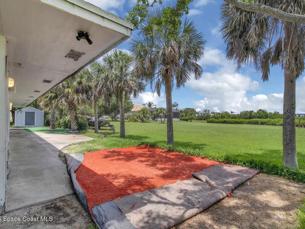 203 Parkwood Lane, Edgewater, FL 32132