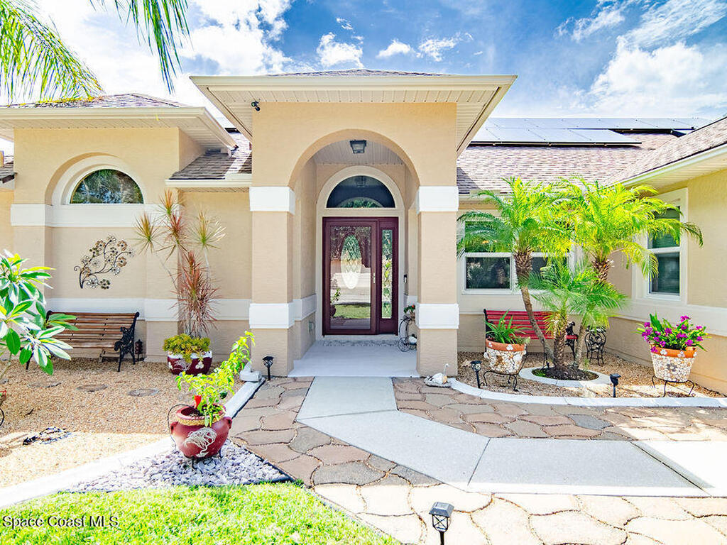 4204 Long Leaf Drive, Melbourne, FL 32940