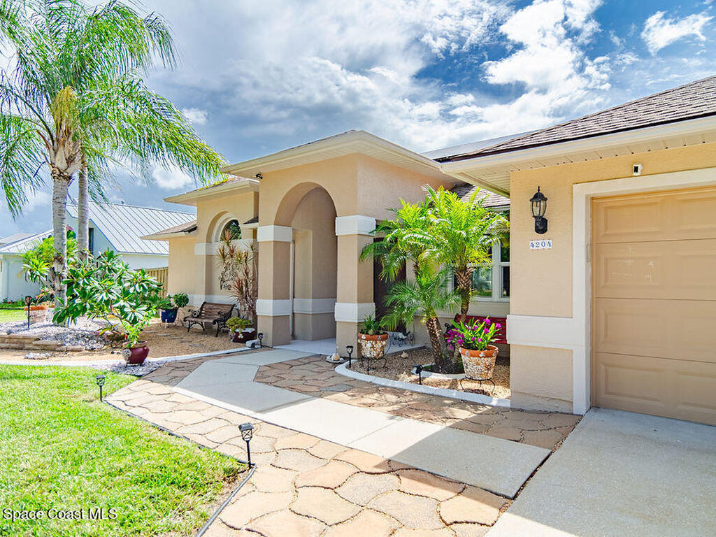 4204 Long Leaf Drive, Melbourne, FL 32940