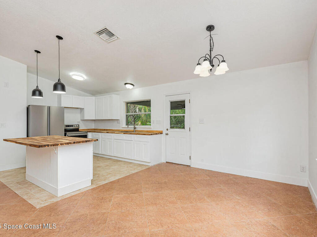 4085 Cypress Bend, Geneva, FL 32732